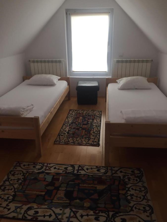 شقة Casa Flavia Sancraiu de Mures المظهر الخارجي الصورة